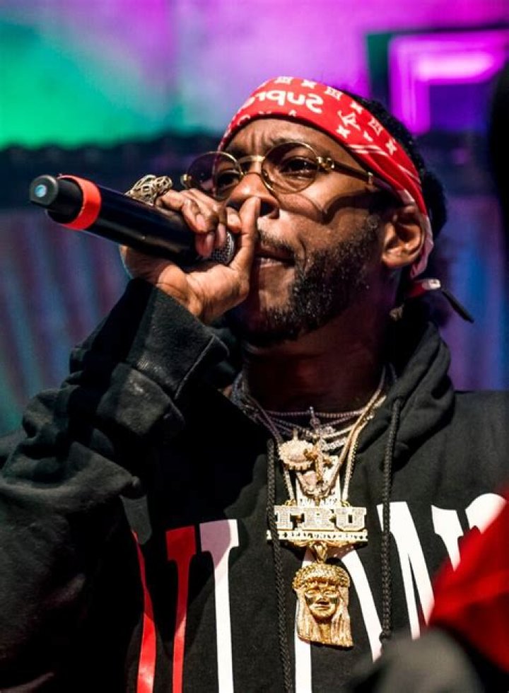 2 Chainz kicking off the weekend at LIV on Friday, June 2nd + Moneybagg Yo at LIV on a Sunday &ndash; Sunday, June 4th