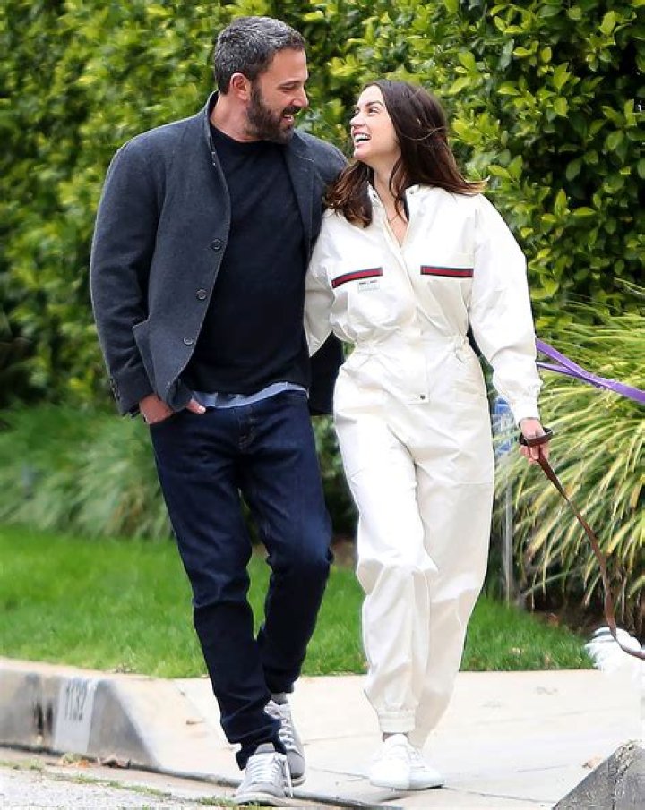 Ben Affleck and Ana de Armas taking Seraphina Affleck and Samuel Affleck to walk the dogs in Los Angeles. 29 Nov 2020 Pictured: Ben Affleck. Ana De Armas, Samuel Affleck. Photo credit: CrownMedia/MEGA TheMegaAgency.com +1 888 505 6342 (Mega Agency TagID: MEGA718503_001.jpg) [Photo via Mega Agency]