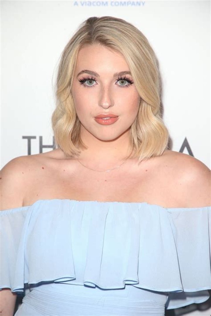 Elli Moore Is Pure Glamour