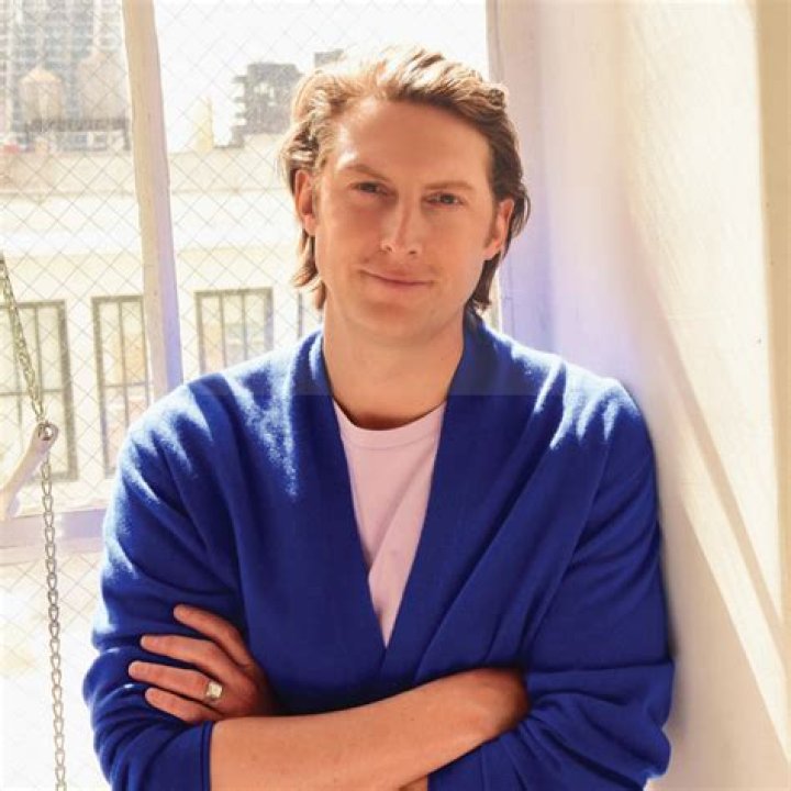 Eric Hutchinson Eric Hutchinson