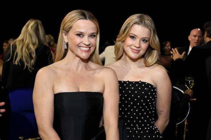 Reese Witherspoon & Ava Phillippe