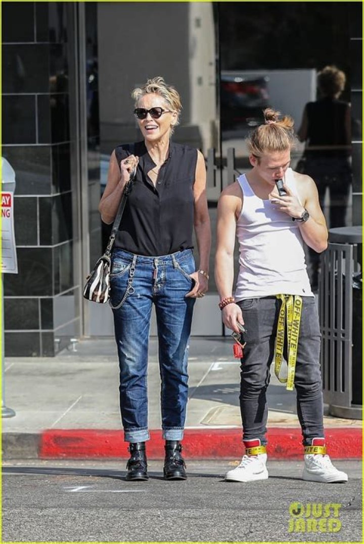 Sharon Stone, Roan