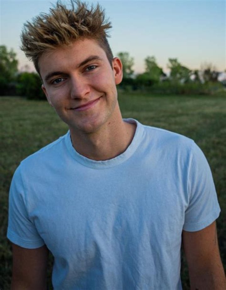 Tanner Braungardt Tanner Braungardt